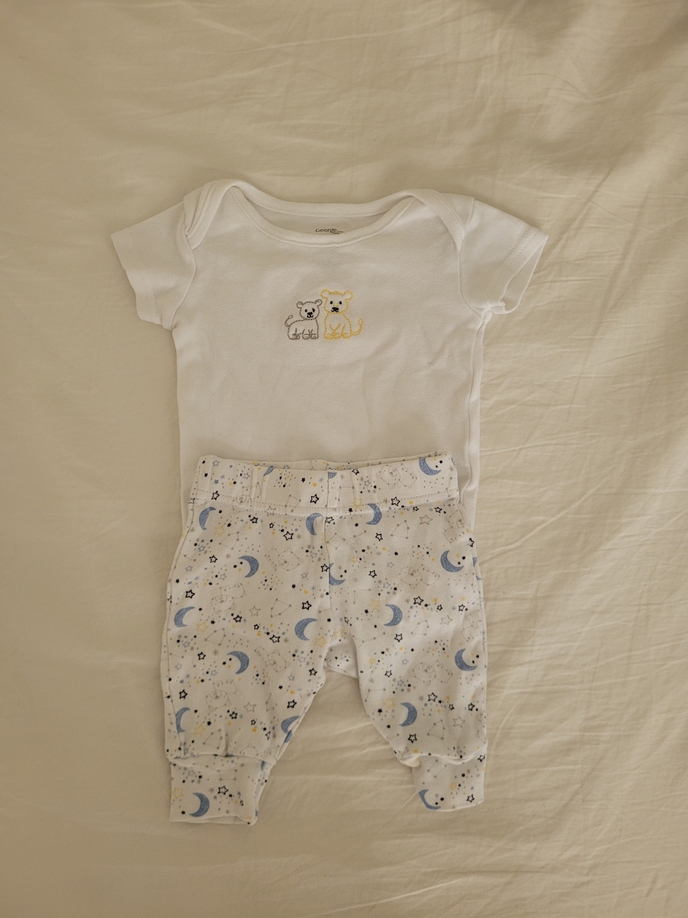 George White Bodysuit with Blue Moon Print Pants